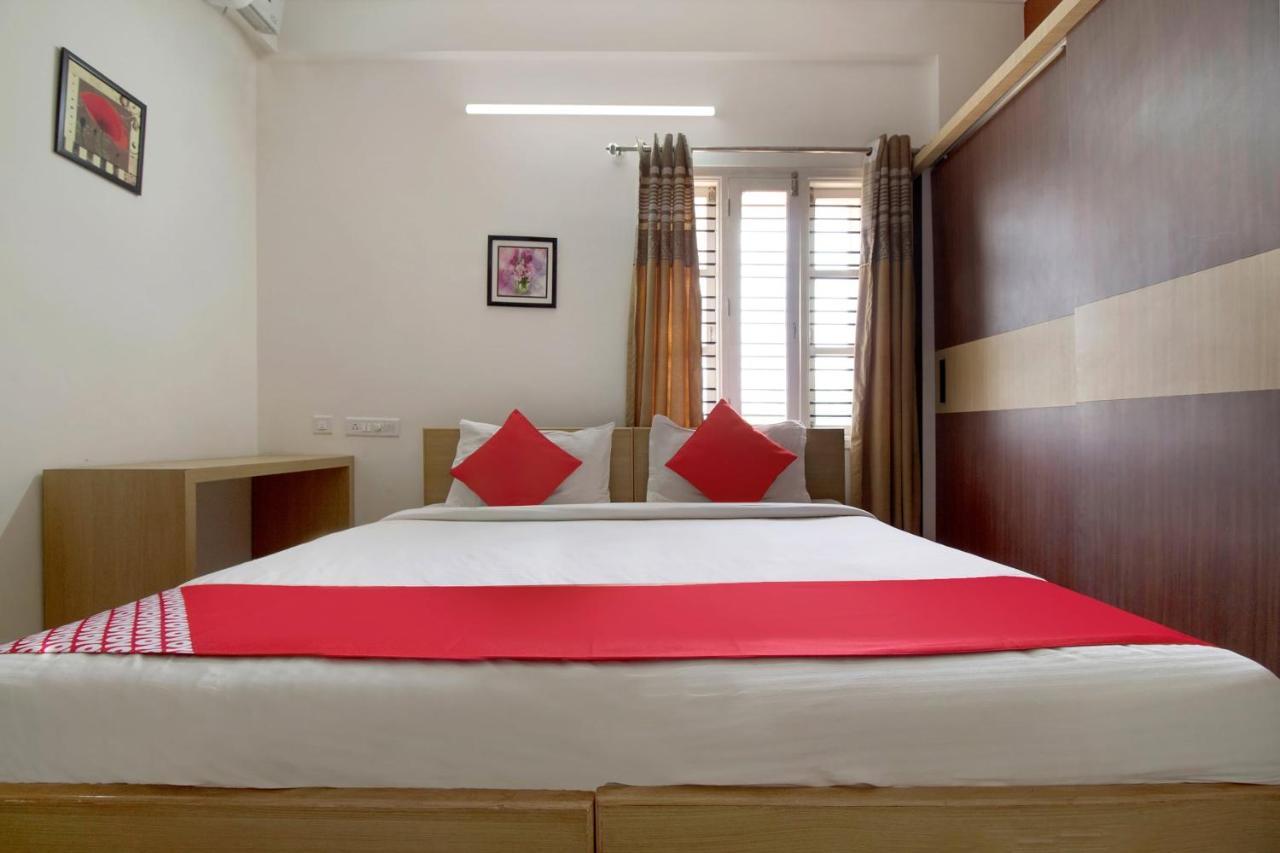 OYO 9252 SLN Homes Bangalore Exterior foto